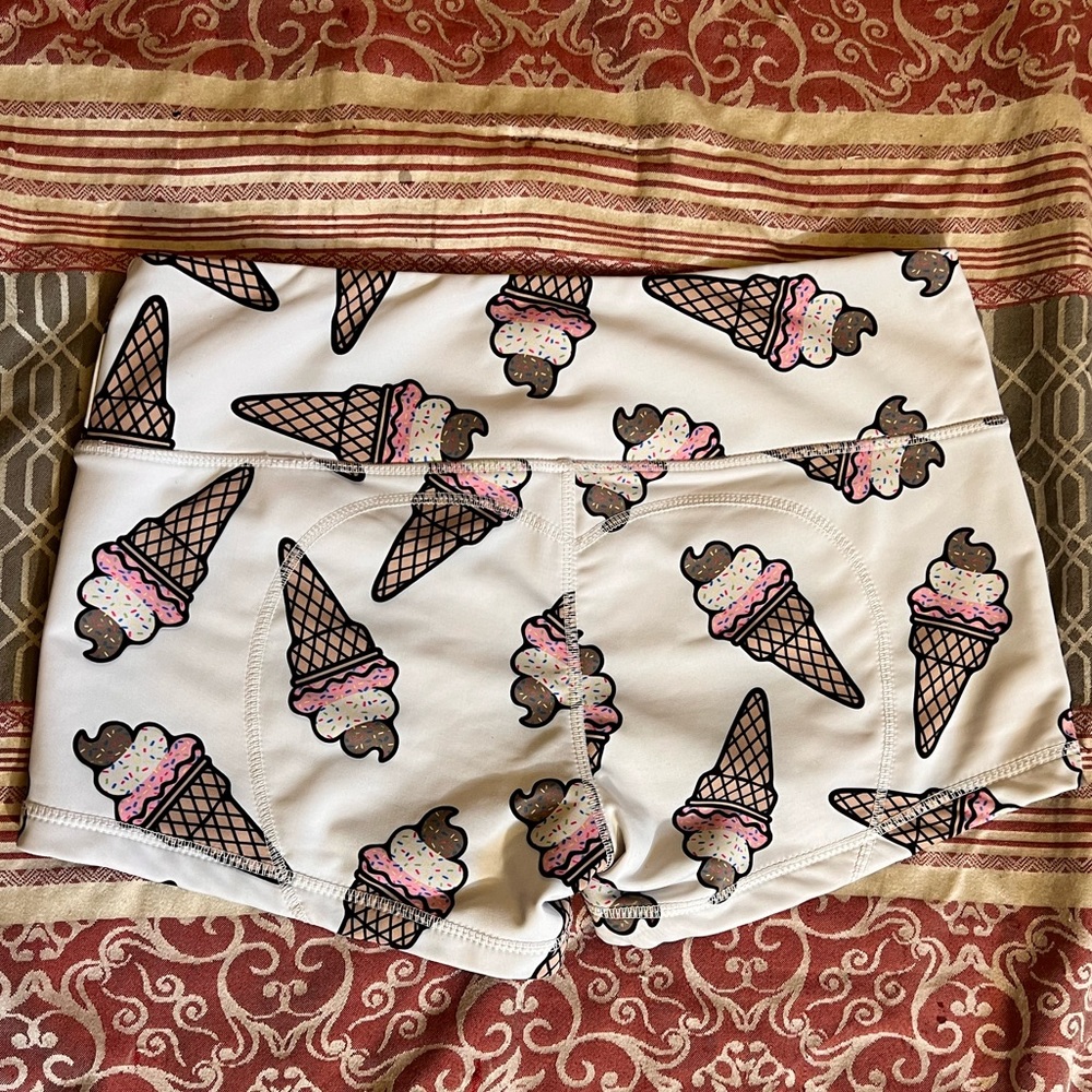 Ice cream Short shorts